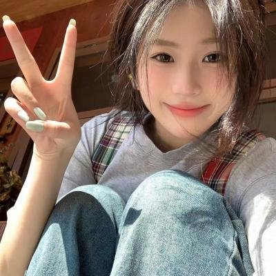 鸟姐妹的反差生活第一季 封面
